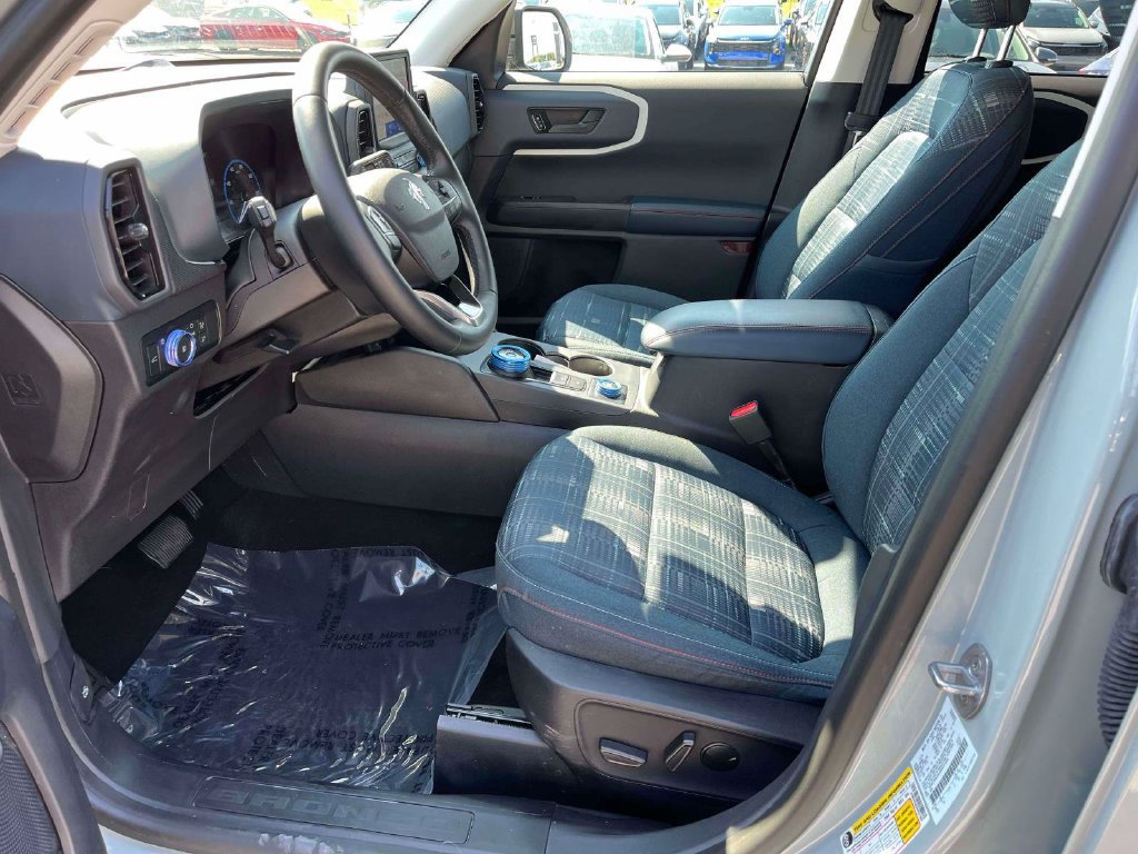 Used 2024 Ford Bronco Sport Heritage w/ Heritage Convenience Package AWD/4WD image 15