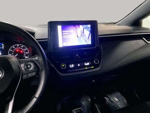 Used 2025 Toyota Corolla SE w/ Convenience Package FWD image 7