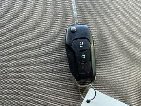 Used 2023 Ford F150 XLT image 11