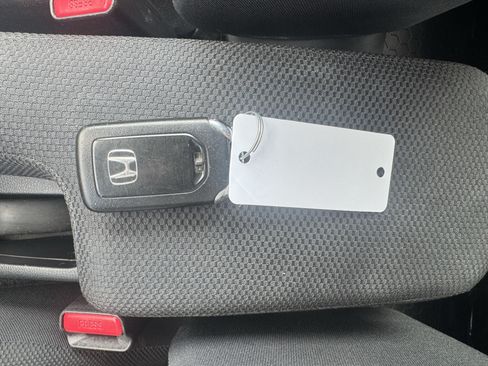 Used 2016 Honda Fit EX image 28