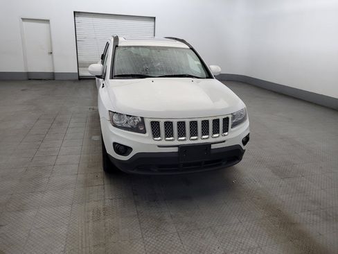 Used 2014 Jeep Compass Latitude w/ Sun/Sound Group AWD/4WD image 14