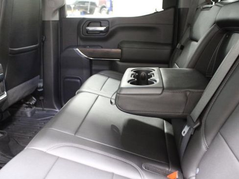 Used 2021 GMC Sierra 1500 SLT image 25