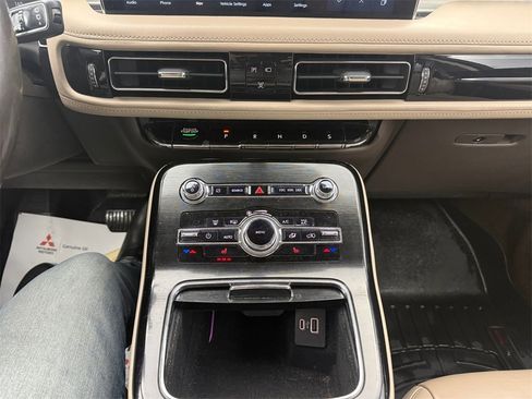 Used 2021 Lincoln Nautilus AWD w/ Equipment Group 101A image 22