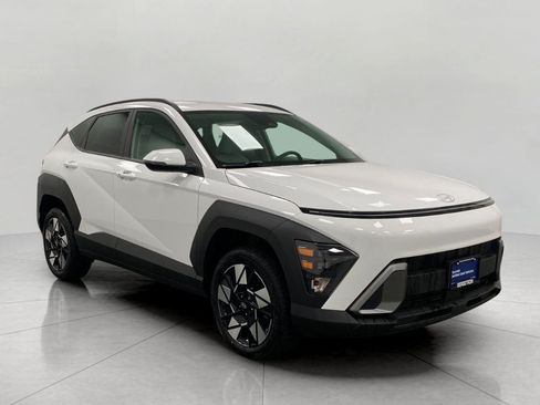 Certified 2024 Hyundai Kona SEL AWD/4WD image 1