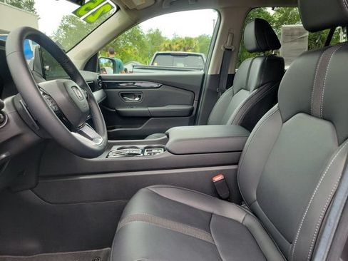 Certified 2025 Honda Pilot EX-L image 24