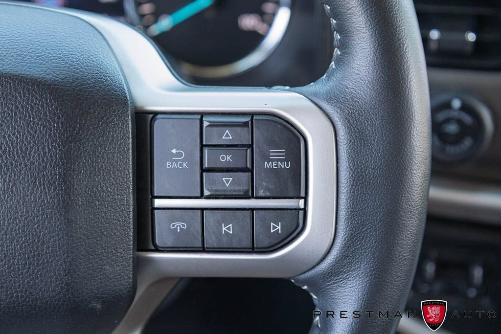 Used 2024 Ford Expedition XLT AWD/4WD image 29