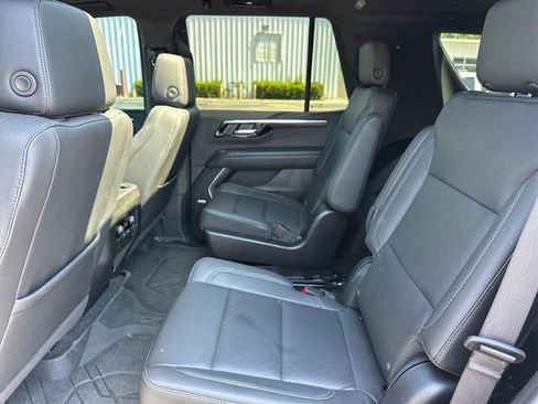Certified 2025 Chevrolet Tahoe Z71 w/ Comfort Package AWD/4WD image 17