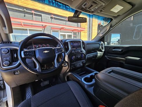 Used 2020 Chevrolet Silverado 2500 LT w/ All Star Edition AWD/4WD image 2