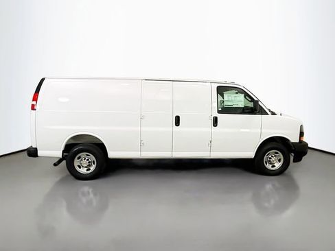 New 2026 Chevrolet Express 2500 Extended w/ Driver Convenience Package RWD image 10