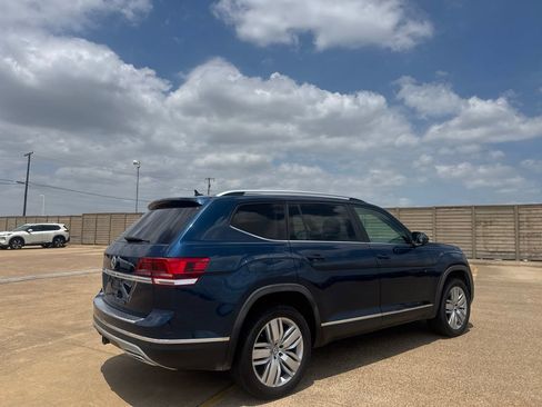 Used 2020 Volkswagen Atlas SEL FWD image 21