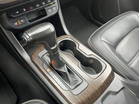 Used 2019 GMC Canyon Denali image 14