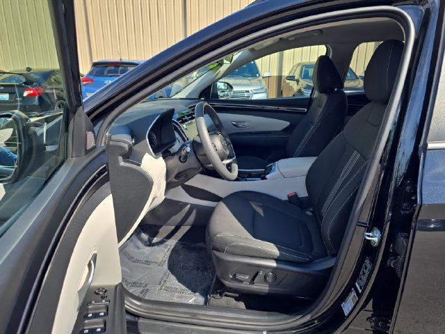 Certified 2024 Hyundai Tucson SEL FWD image 13