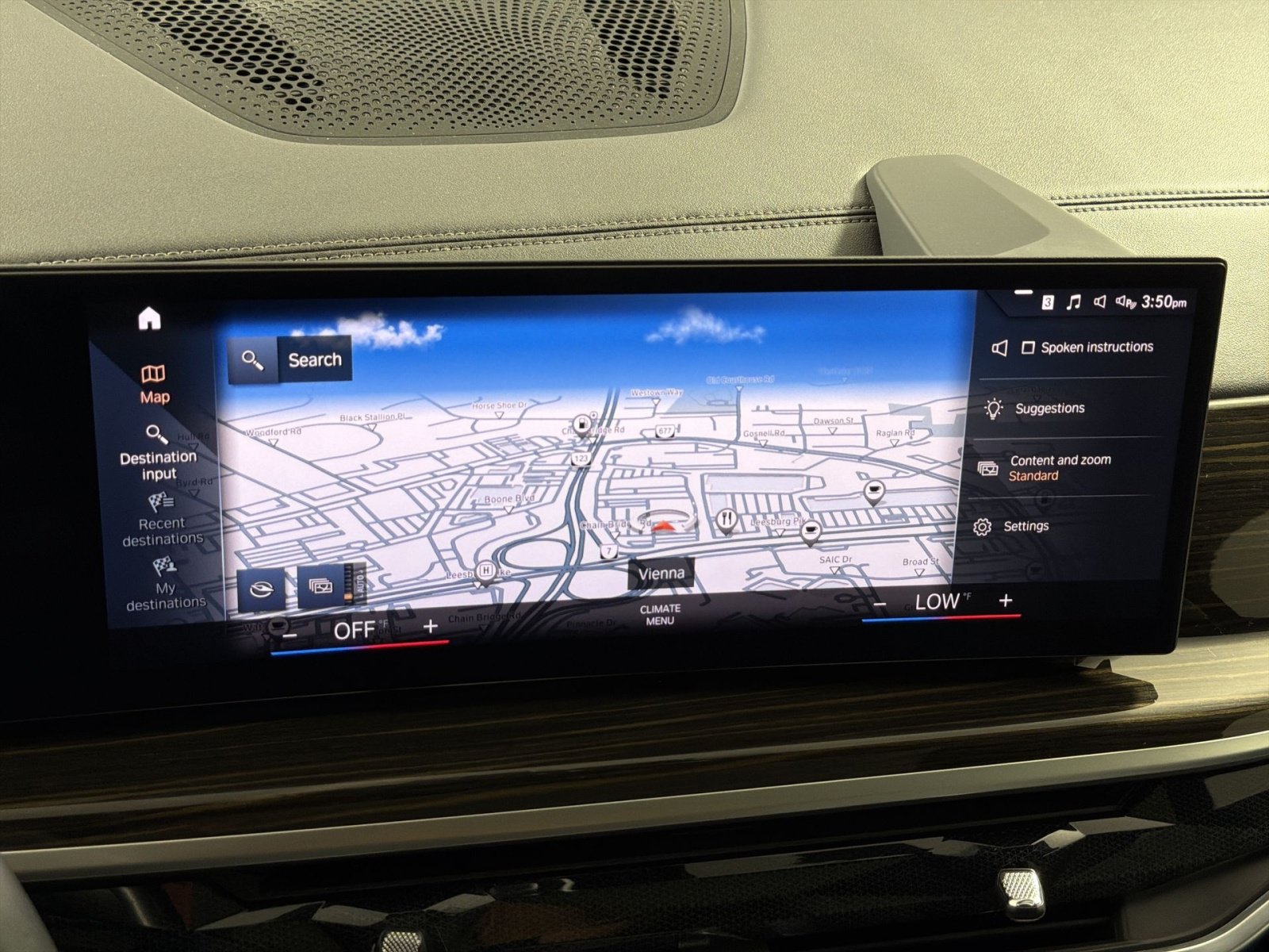 Used 2023 BMW X7 xDrive40i w/ Premium Package AWD/4WD image 20
