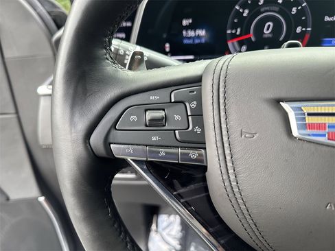 Used 2023 Cadillac Escalade ESV V image 17