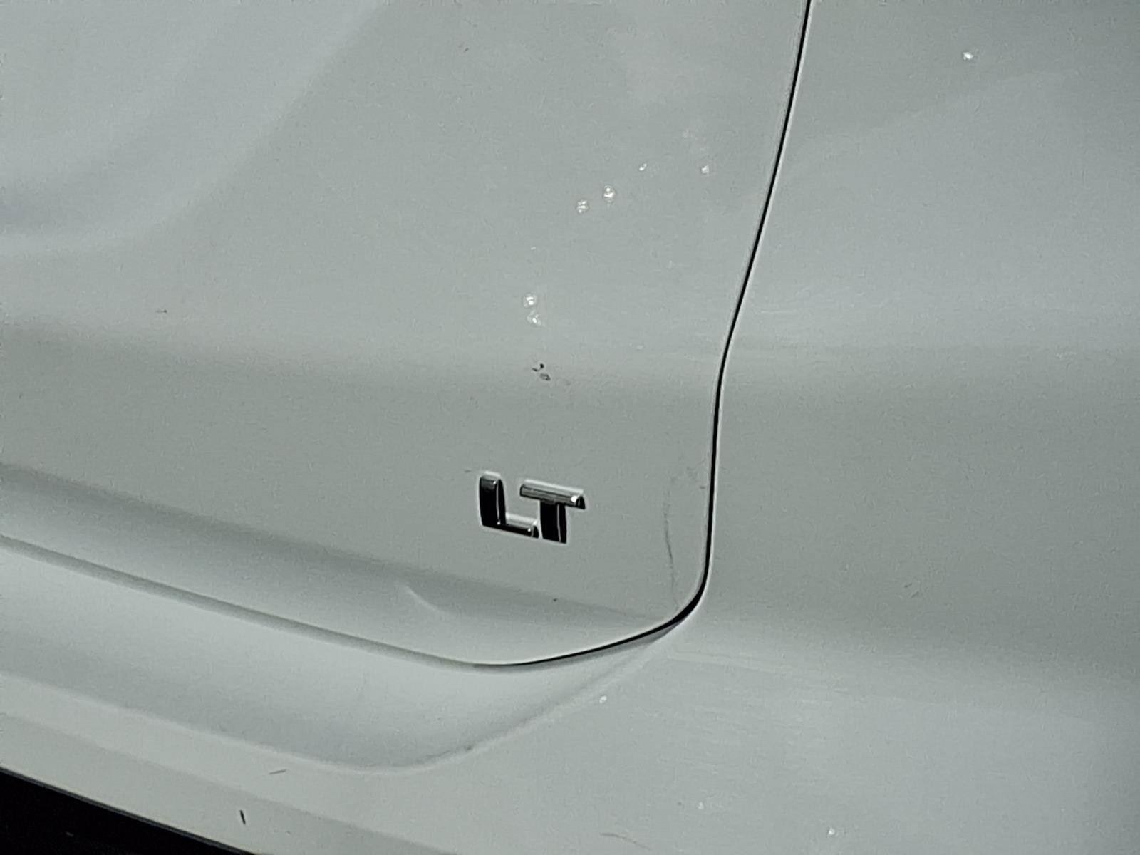 Used 2018 Chevrolet Equinox LT FWD image 26