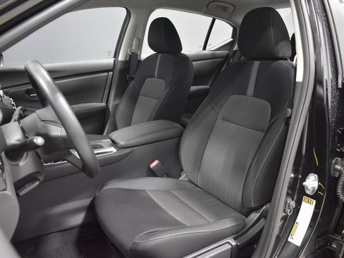 New 2025 Nissan Sentra SV image 5