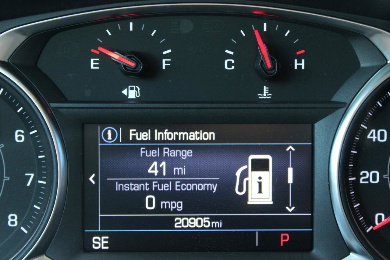 Used 2023 GMC Terrain SLE w/ Driver Convenience Package AWD/4WD image 25