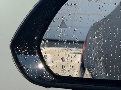 Used 2025 Dodge Charger R/T w/ Plus Group image 4