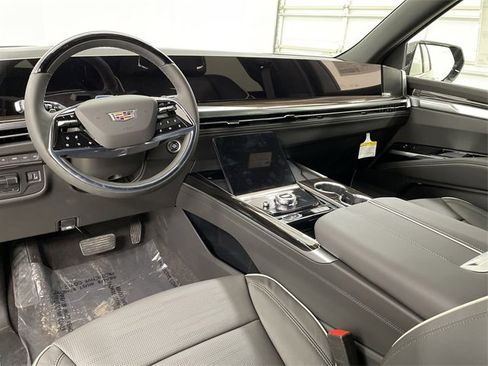New 2025 Cadillac Escalade Premium Luxury w/ Touring Package image 21