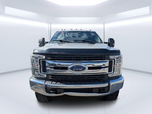 Used 2019 Ford F250 XL w/ STX Appearance Package image 8