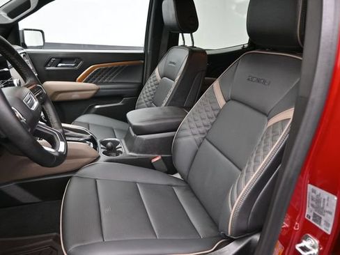 Used 2026 GMC Canyon Denali AWD/4WD image 33
