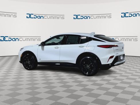 New 2026 Buick Envista Sport Touring image 7