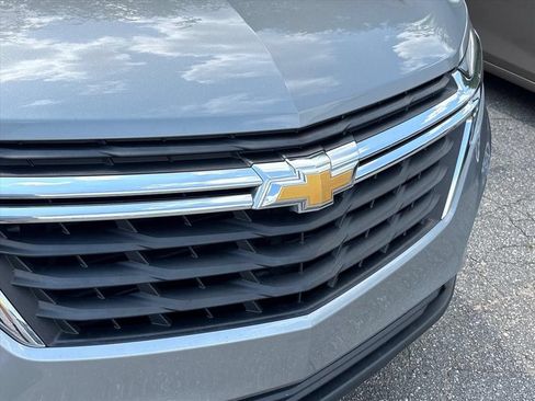 Used 2023 Chevrolet Equinox LS w/ LPO, Cargo Package FWD image 6