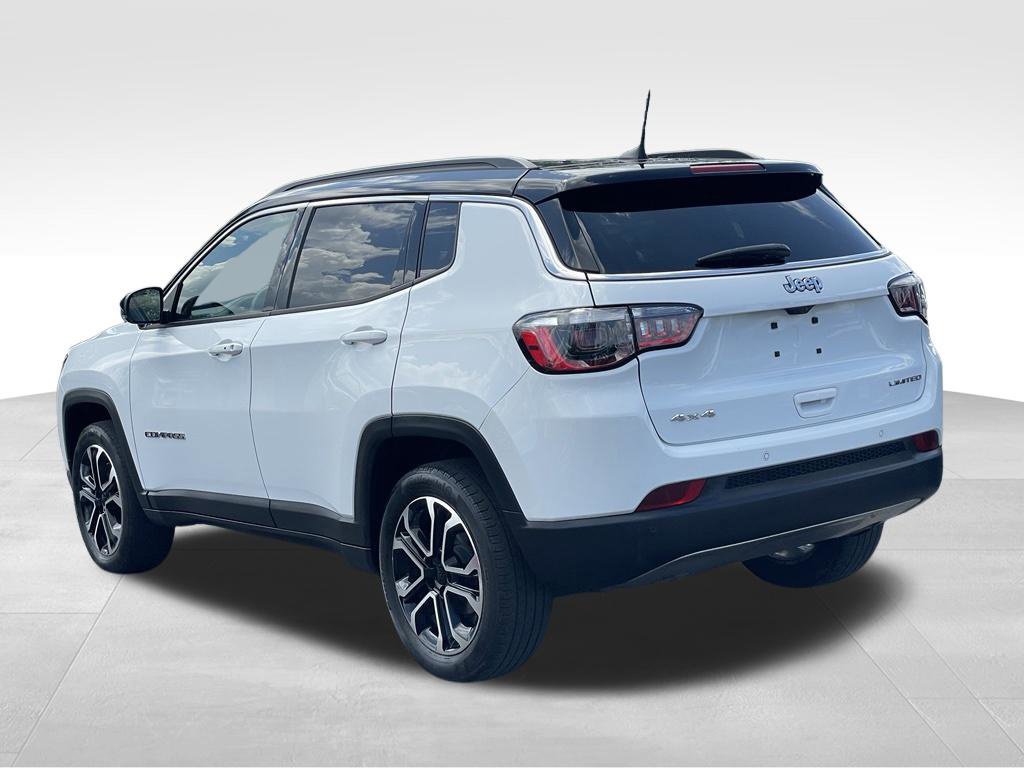 Used 2024 Jeep Compass Limited AWD/4WD image 5