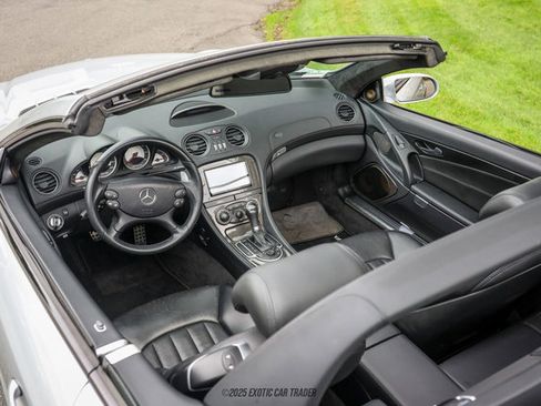 Used 2008 Mercedes-Benz SL 55 AMG image 31