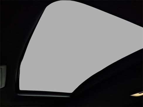 Used 2019 Lexus UX 200 image 17