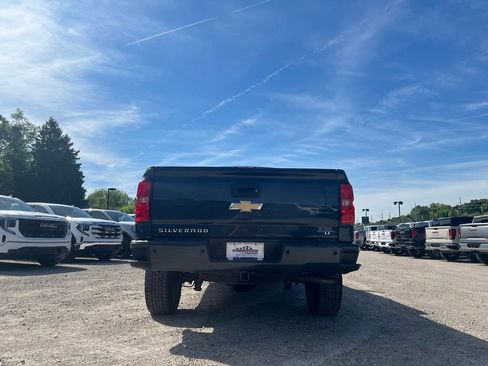 Used 2017 Chevrolet Silverado 1500 LT w/ All Star Edition AWD/4WD image 9