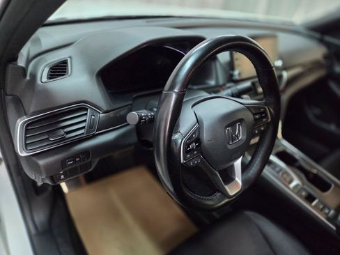 Used 2022 Honda Accord Sport image 19