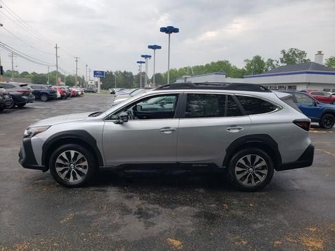 Used 2024 Subaru Outback Limited image 7
