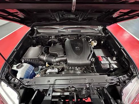 Certified 2023 Toyota Tacoma SR5 w/ SX Package image 9