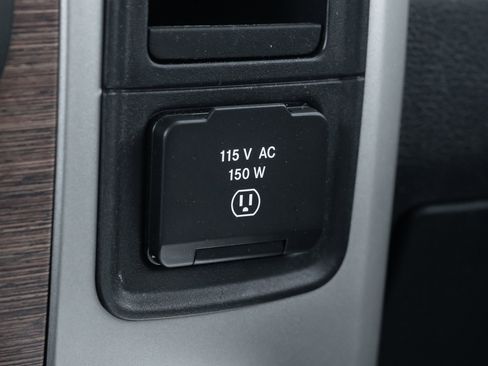 Used 2019 RAM 1500 Laramie w/ Convenience Group image 41