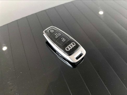 Used 2025 Audi Q7 Premium Plus image 34