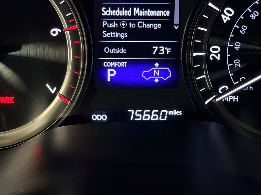 Used 2019 Lexus LX 570 4WD w/ Luxury Package image 11