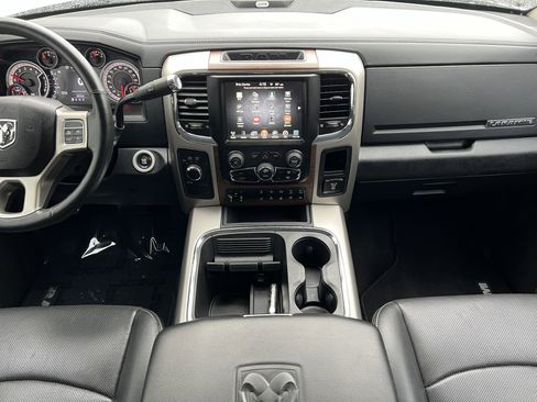 Used 2016 RAM 2500 Laramie w/ Convenience Group AWD/4WD image 35