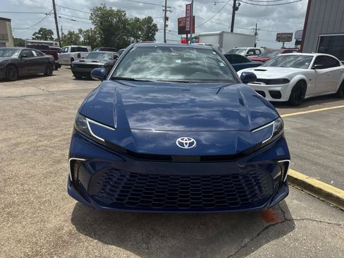 Used 2025 Toyota Camry XSE image 2