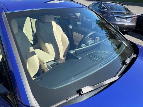 Used 2025 BMW i4 eDrive40 w/ M Sport Package image 71