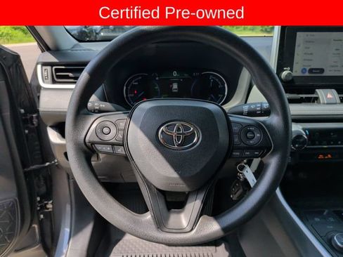 Certified 2025 Toyota RAV4 LE AWD/4WD image 13