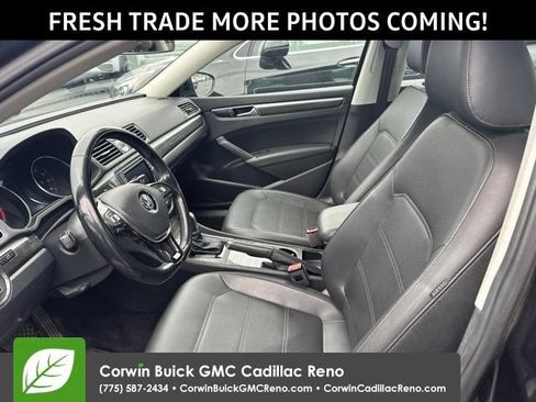 Used 2017 Volkswagen Passat 1.8T SE FWD image 4