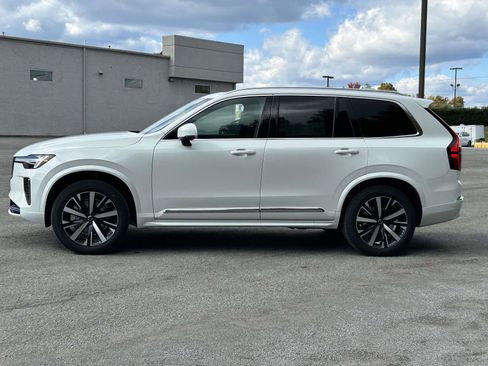 New 2026 Volvo XC90 B5 Core image 6