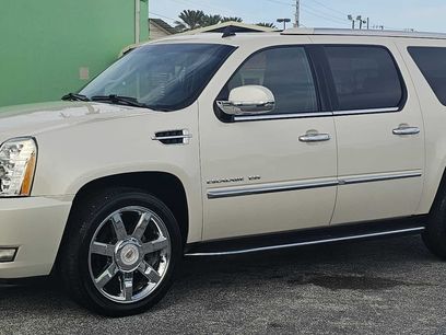 Used 2013 Cadillac Escalade ESV Luxury