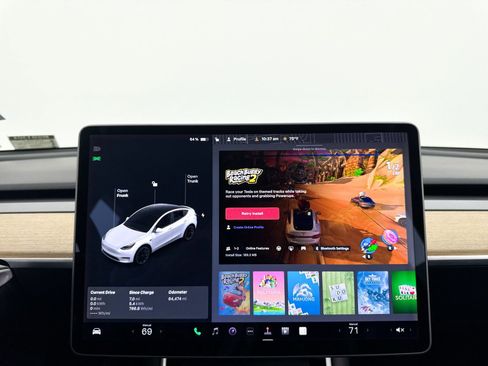 Used 2020 Tesla Model Y Long Range image 8