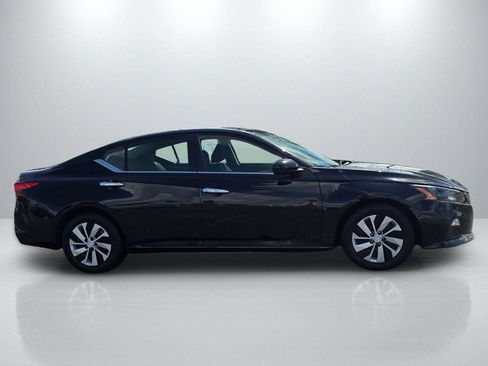 Used 2022 Nissan Altima 2.5 S FWD image 4