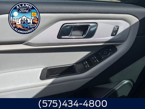 New 2025 Ford Explorer Active w/ Active Comfort Package RWD image 3
