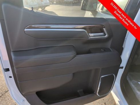 New 2026 GMC Sierra 1500 Elevation image 12