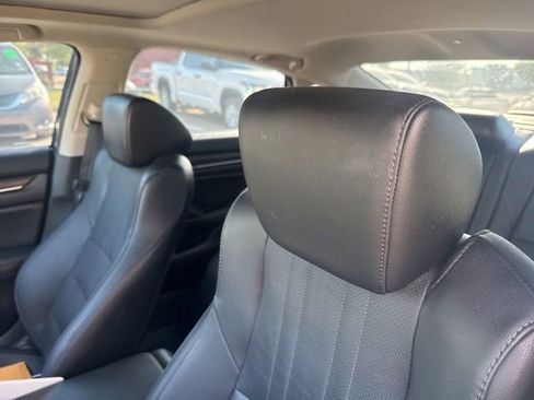 Used 2021 Honda Accord Touring image 10