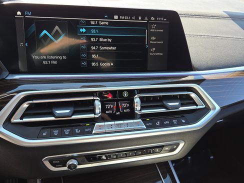 Used 2022 BMW X5 xDrive45e image 33